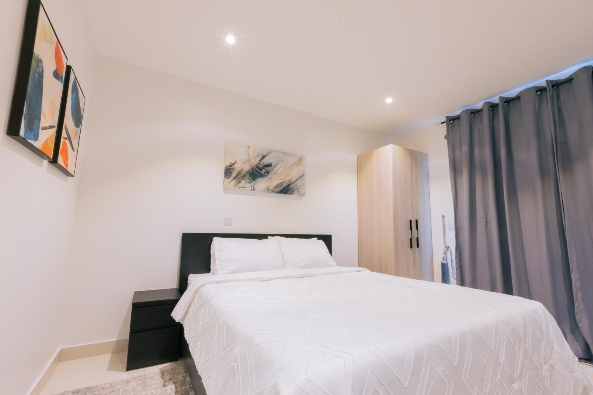 7 Minutes From The Airport - Chic Studio Akra Zewnętrze zdjęcie